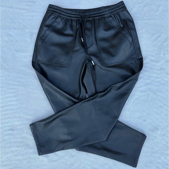 BlankNYC no guidance faux leather joggers - Picture 3 of 8